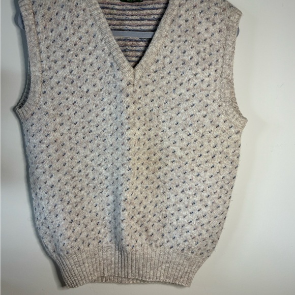 Boundary Waters Other - Boundary Waters Vintage Men's Beige Wook blend V-Neck Sweater Vest made in Italy